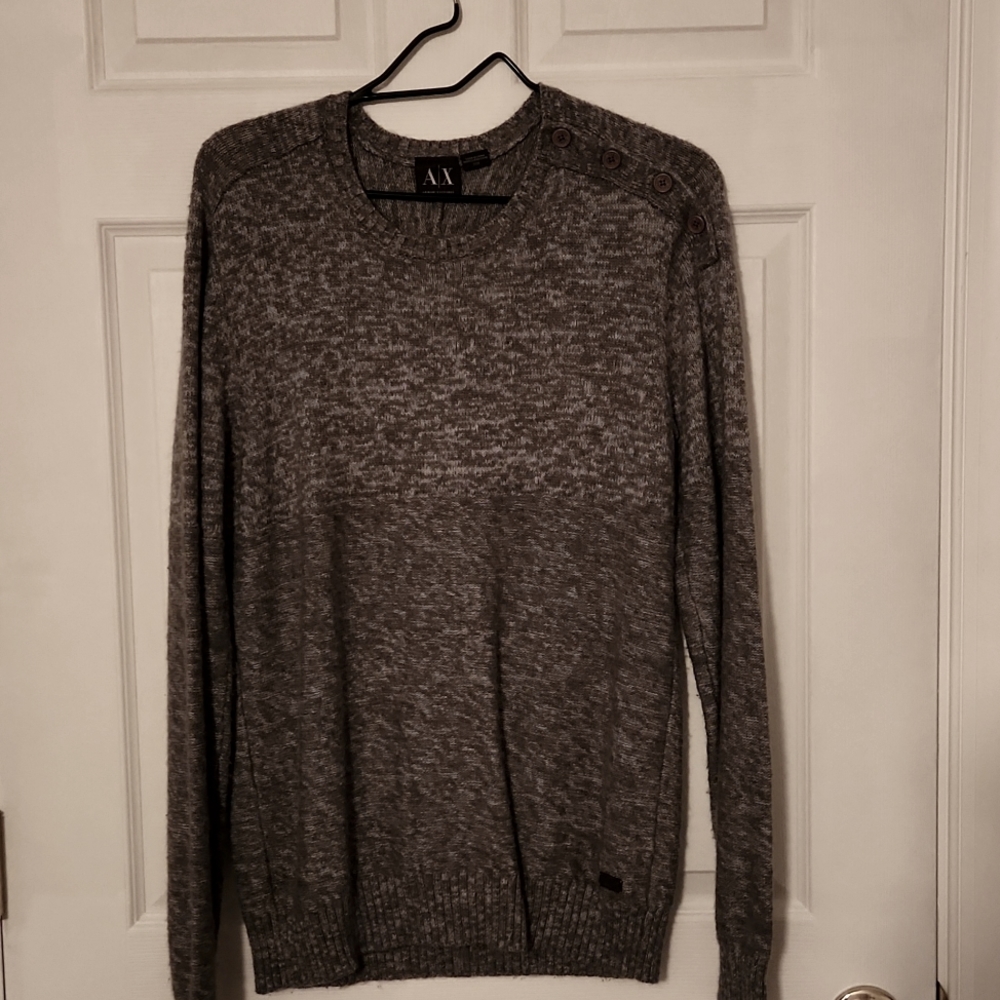 Mens med. A/X sweater.